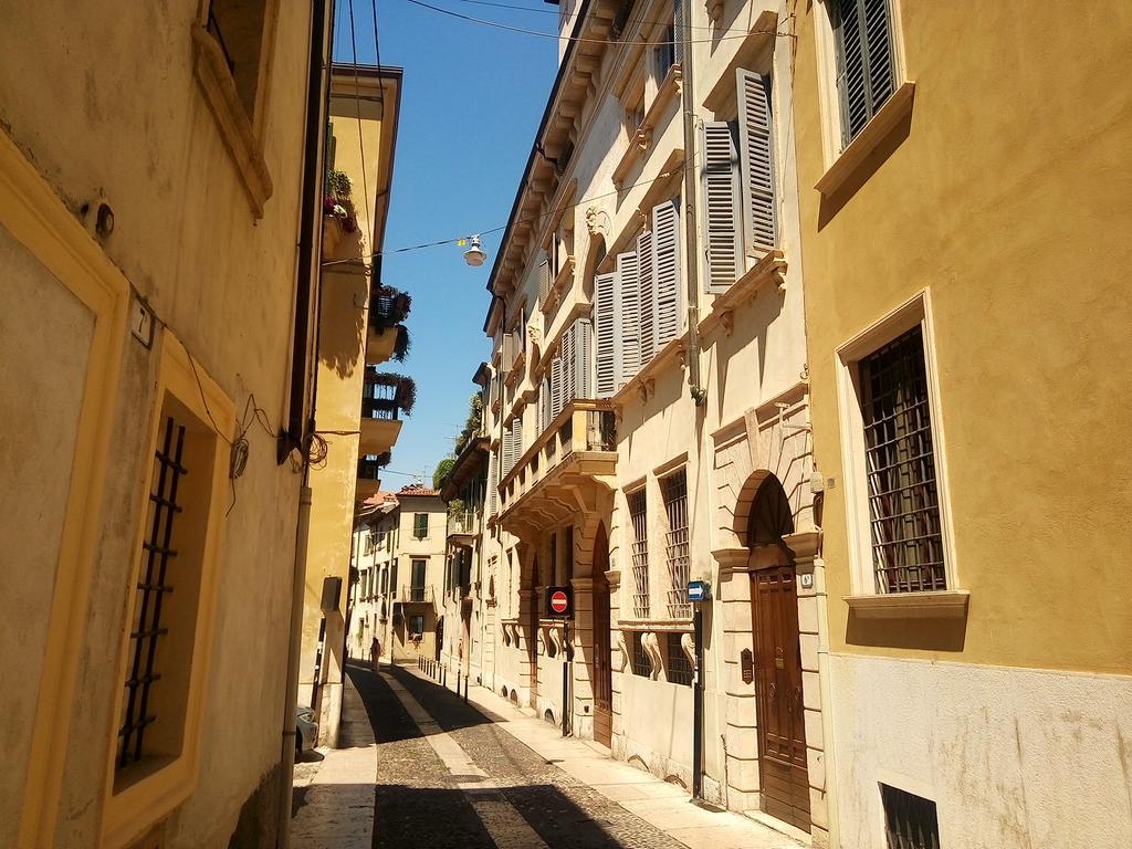 Palazzo Camozzini Apartments Βερόνα Εξωτερικό φωτογραφία