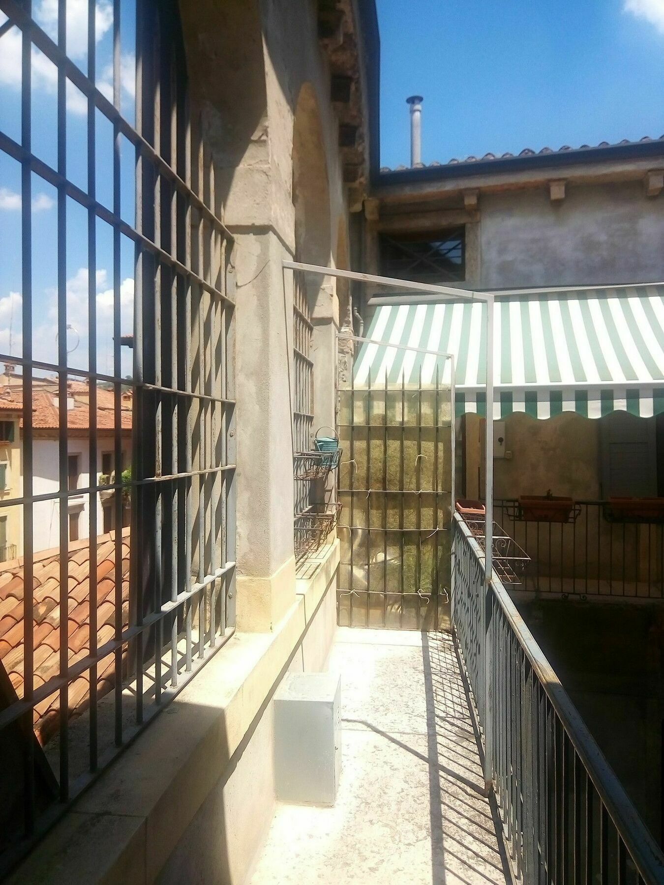 Palazzo Camozzini Apartments Βερόνα Εξωτερικό φωτογραφία