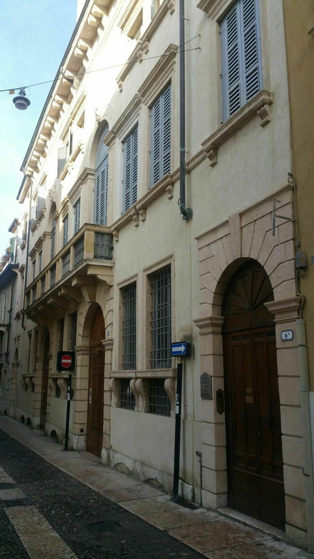 Palazzo Camozzini Apartments Βερόνα Εξωτερικό φωτογραφία